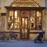 Domus Lägenhet Lucca